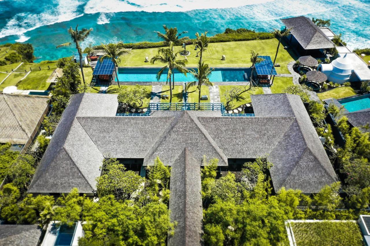 The Istana Uluwatu  Exterior photo
