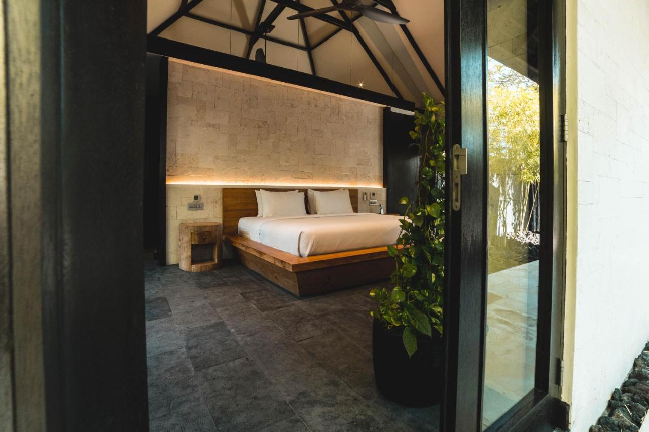 The Istana Uluwatu  Exterior photo