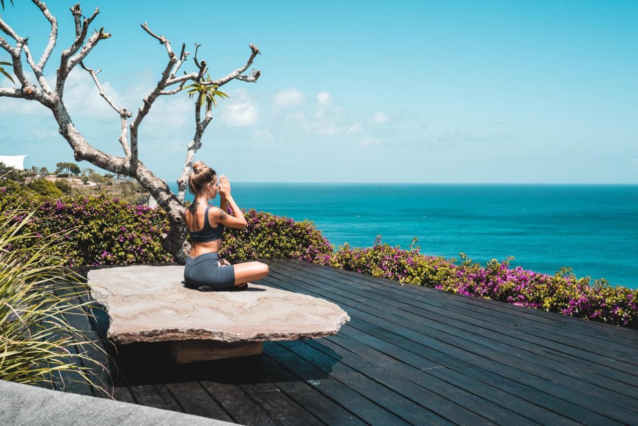 The Istana Uluwatu  Exterior photo